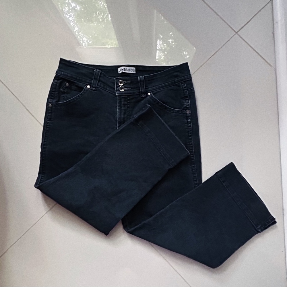 Flared Cropped Blue Jeans